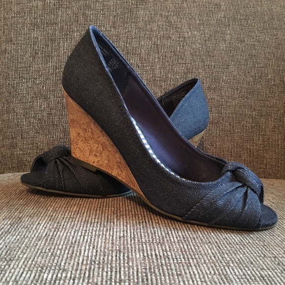 American Eagle Outfitters Shoes - AMERICAN EAGLE Denim Knot Peep Toe Wedges